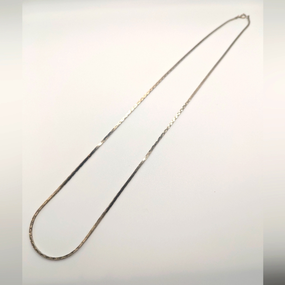 Thin Vintage Silver Chain Necklace